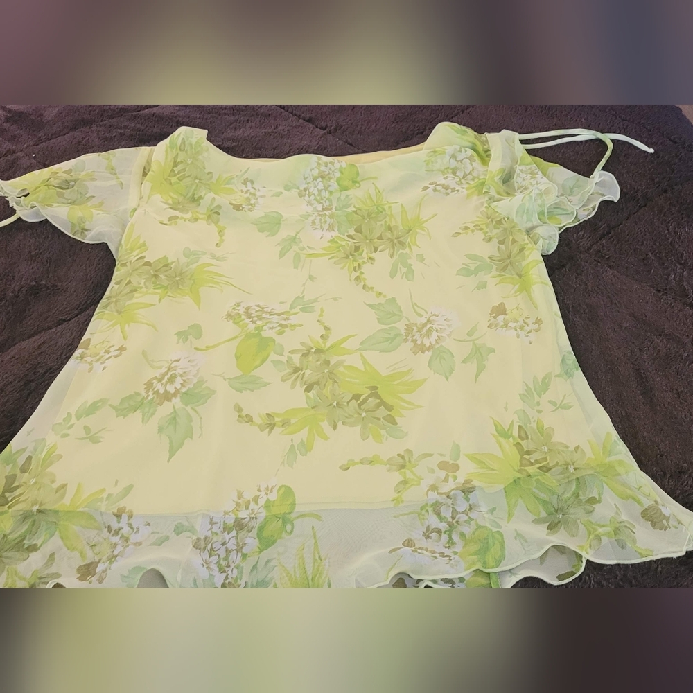 Dressbarn Green Top And Skirt - Picture 12 of 14